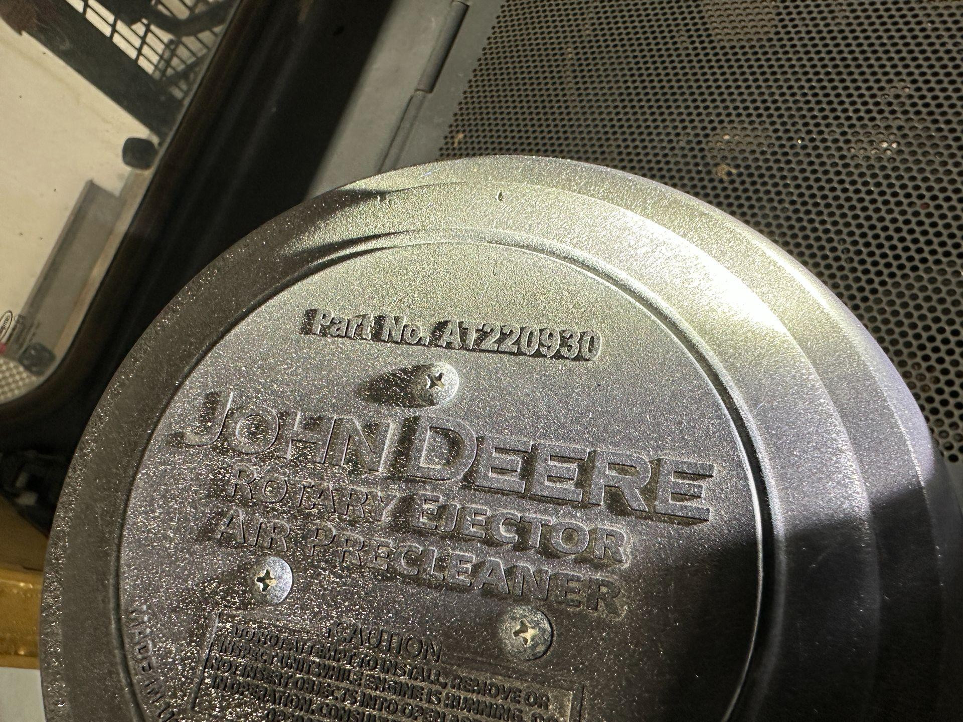 AT220930 | John Deere 332D Air Cleaner for Sale