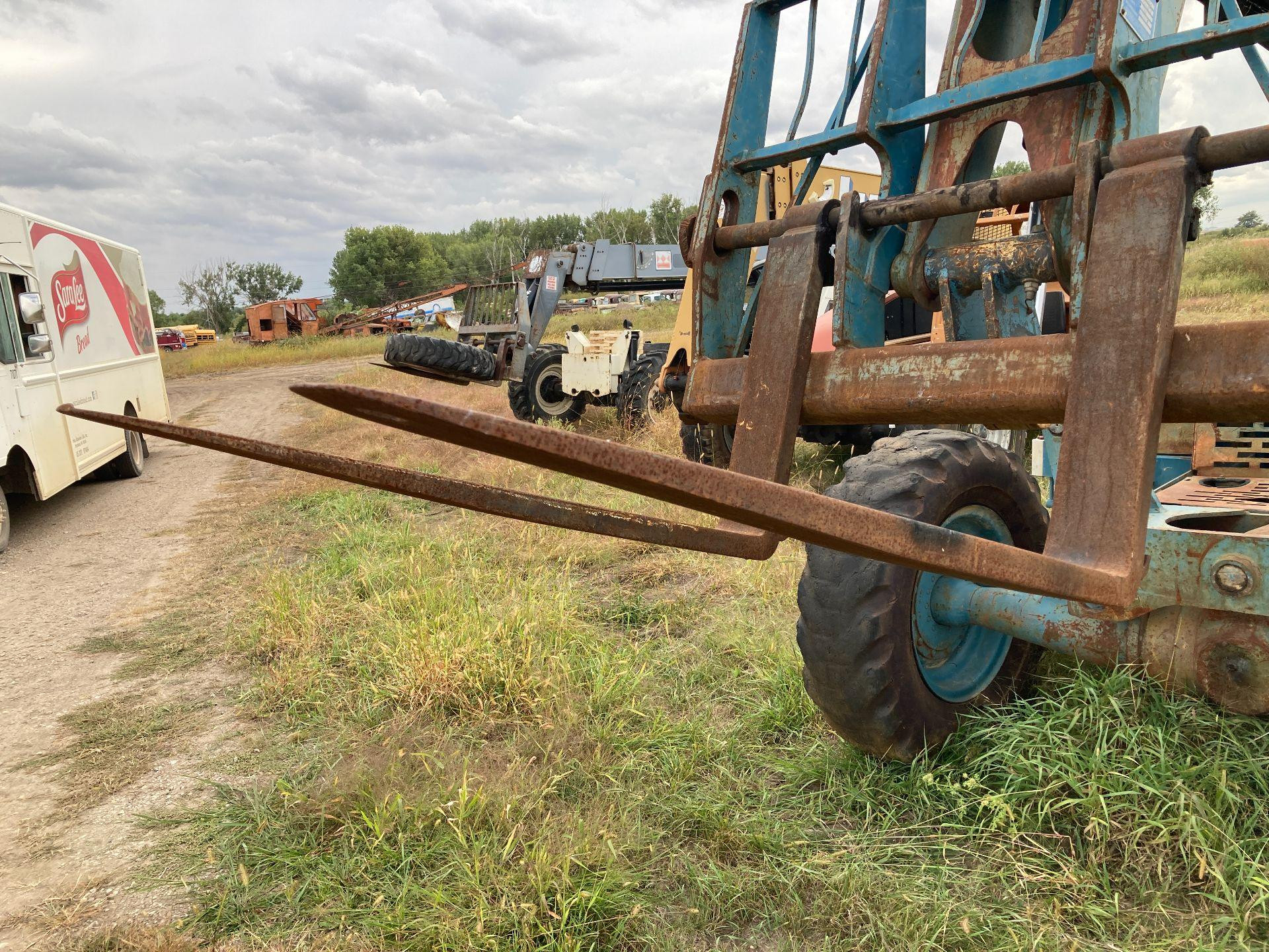 Gradall 534D-6 Attachments, Telehandler for Sale