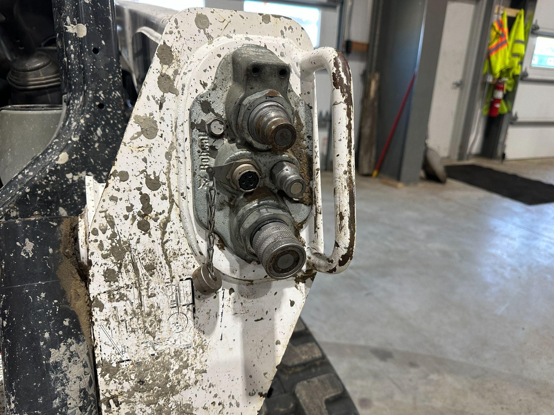 Bobcat T550 Equip Auxiliary Coupler for Sale