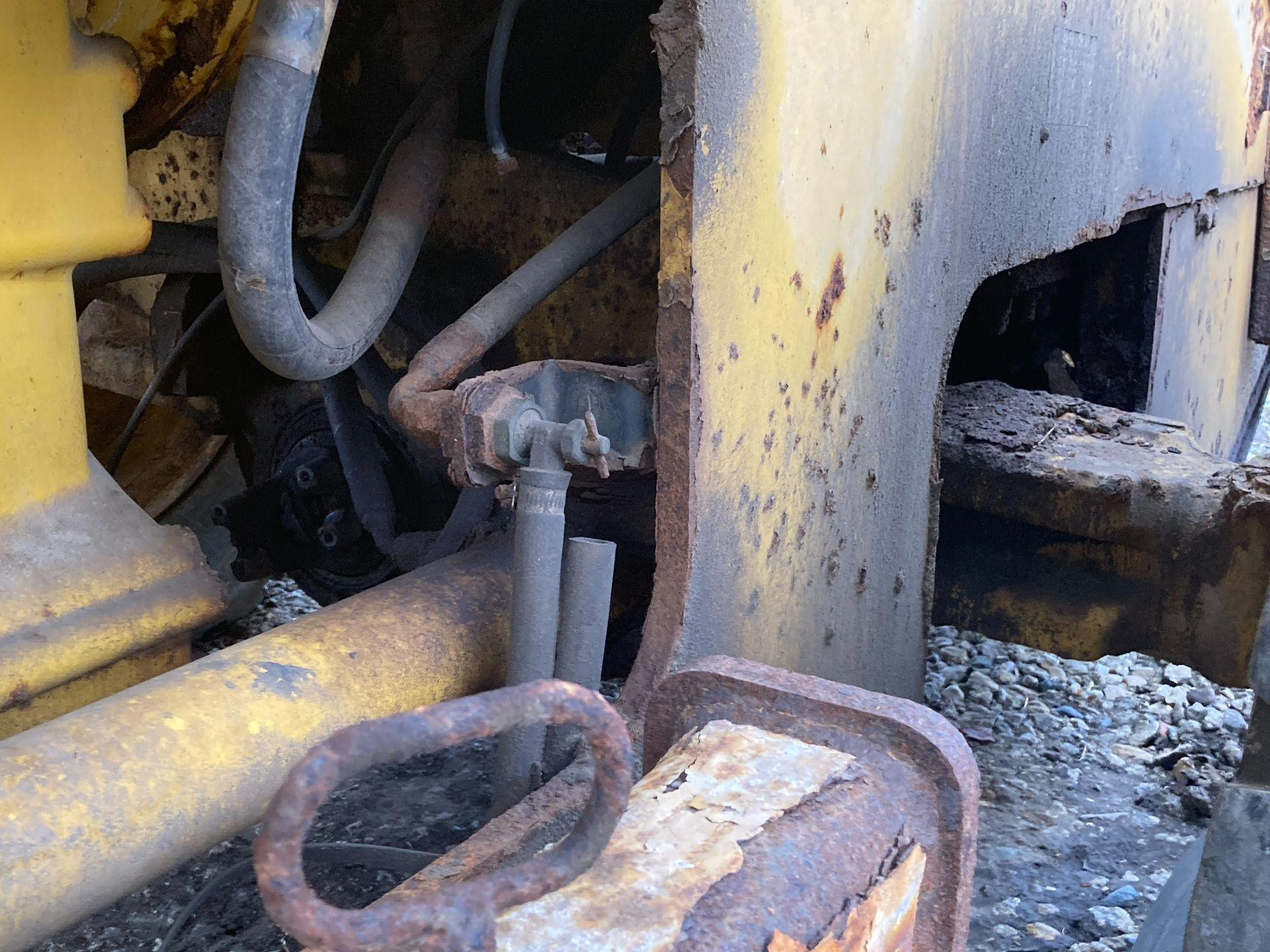AT342300 | John Deere 624K Axle Assembly for Sale