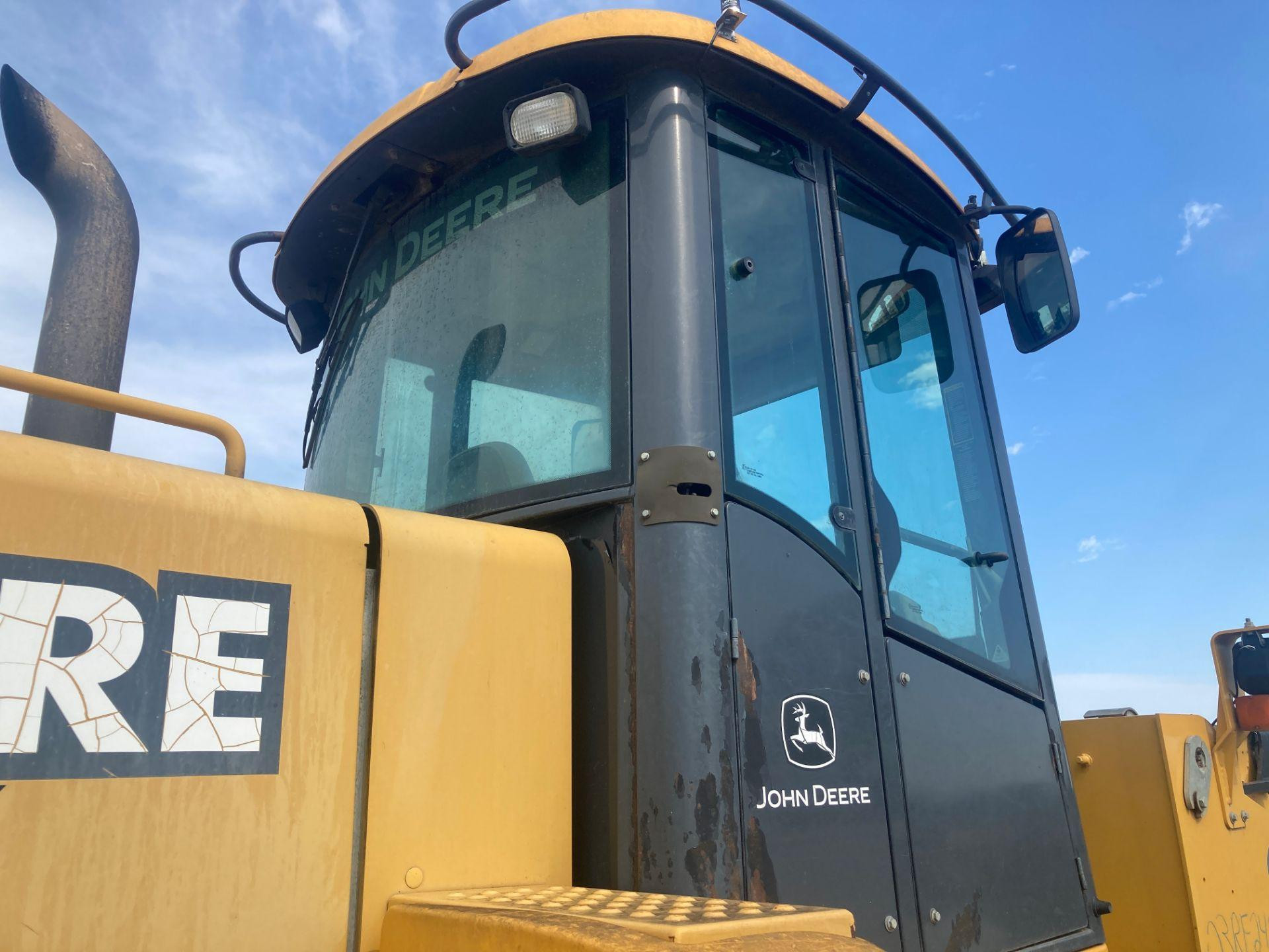 AT332127 | John Deere 624H Cab Assembly for Sale