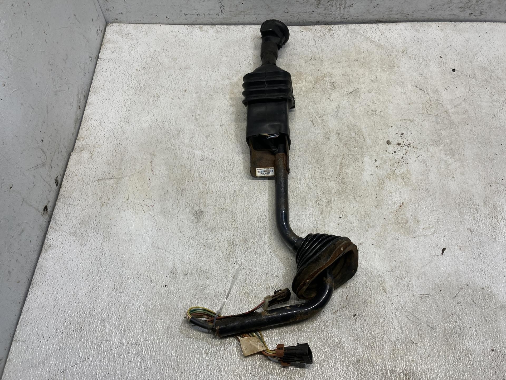 6675468 | Bobcat 873 Controls for Sale