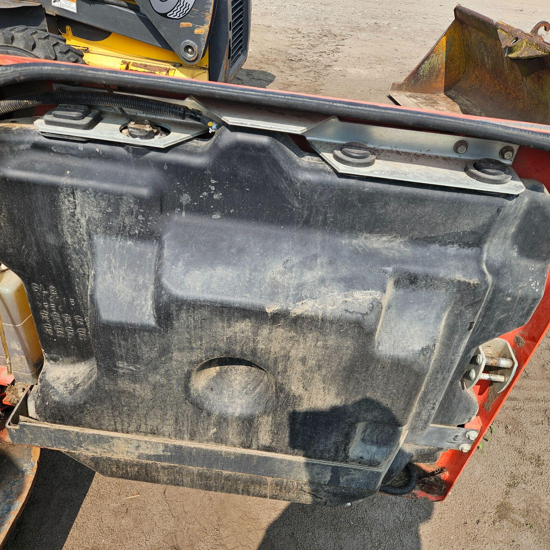 New Diesel Fuel Cap Replacement For Kubota SSV65 & SSV75 Compact Tractors 4 thumbnail image