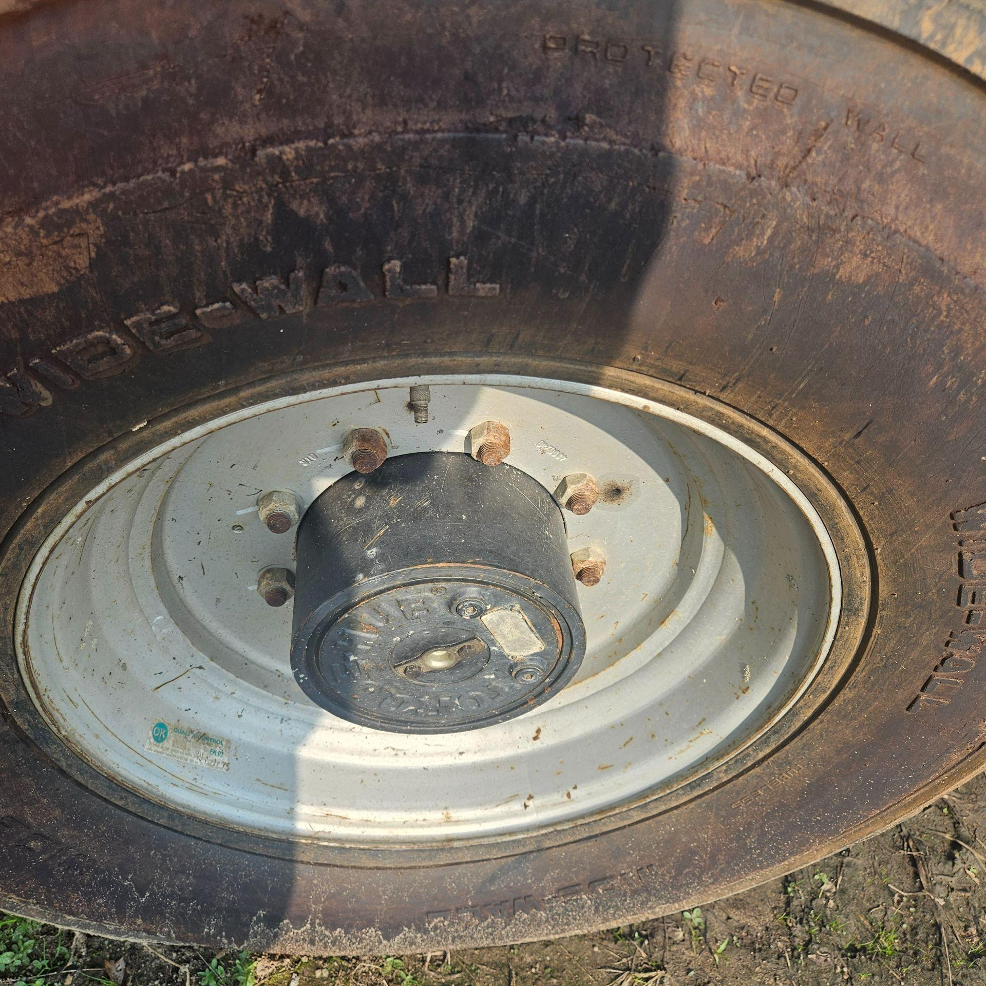2780269 | JLG 600SJ Hub for Sale