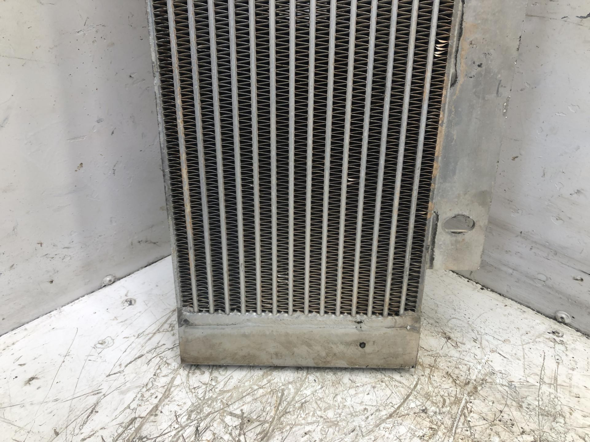 AT374720 | John Deere 544K Hydraulic Cooler for Sale