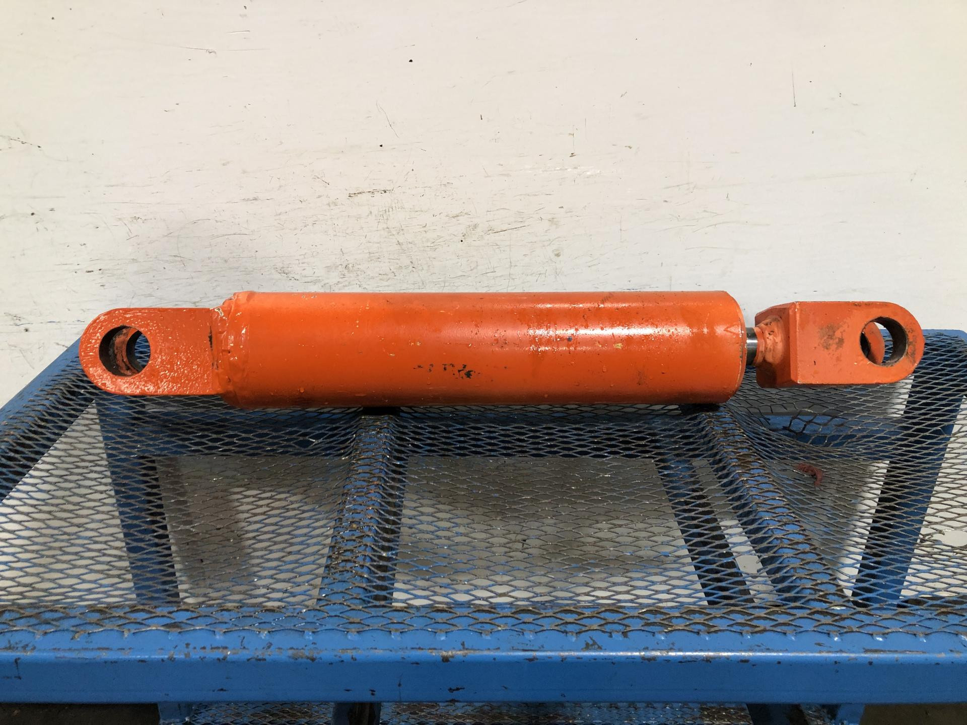 8042 2714973 | Skytrak 8042 Hydraulic Cylinder for Sale