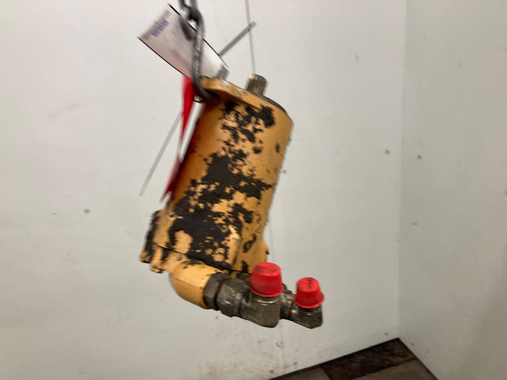 9842194 | New Holland LX665 Hydraulic Motor for Sale