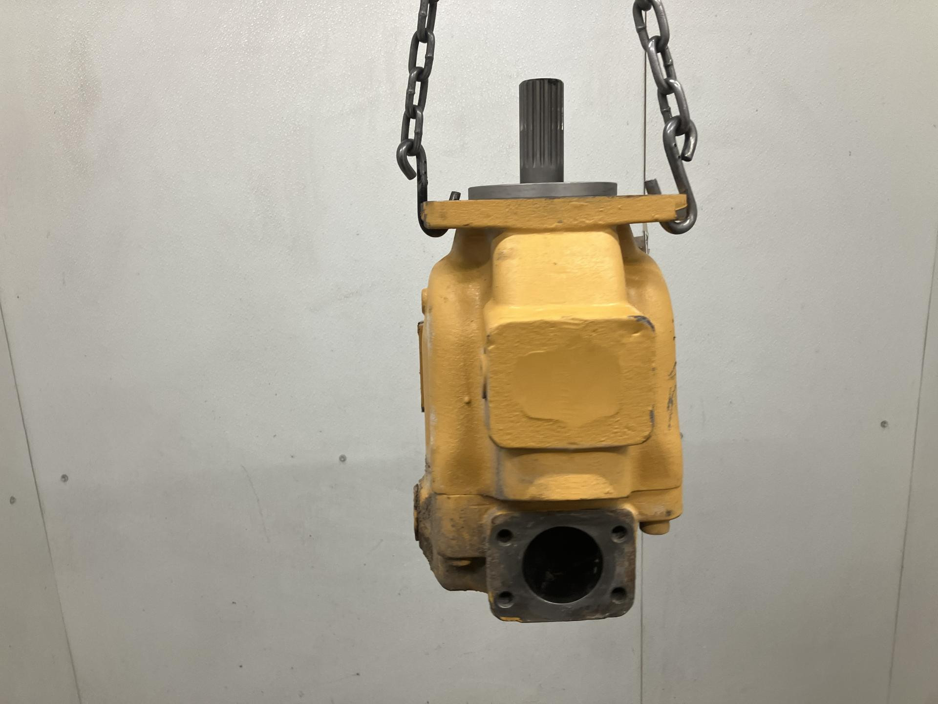 John Deere 844K-II Hydraulic Pump for Sale