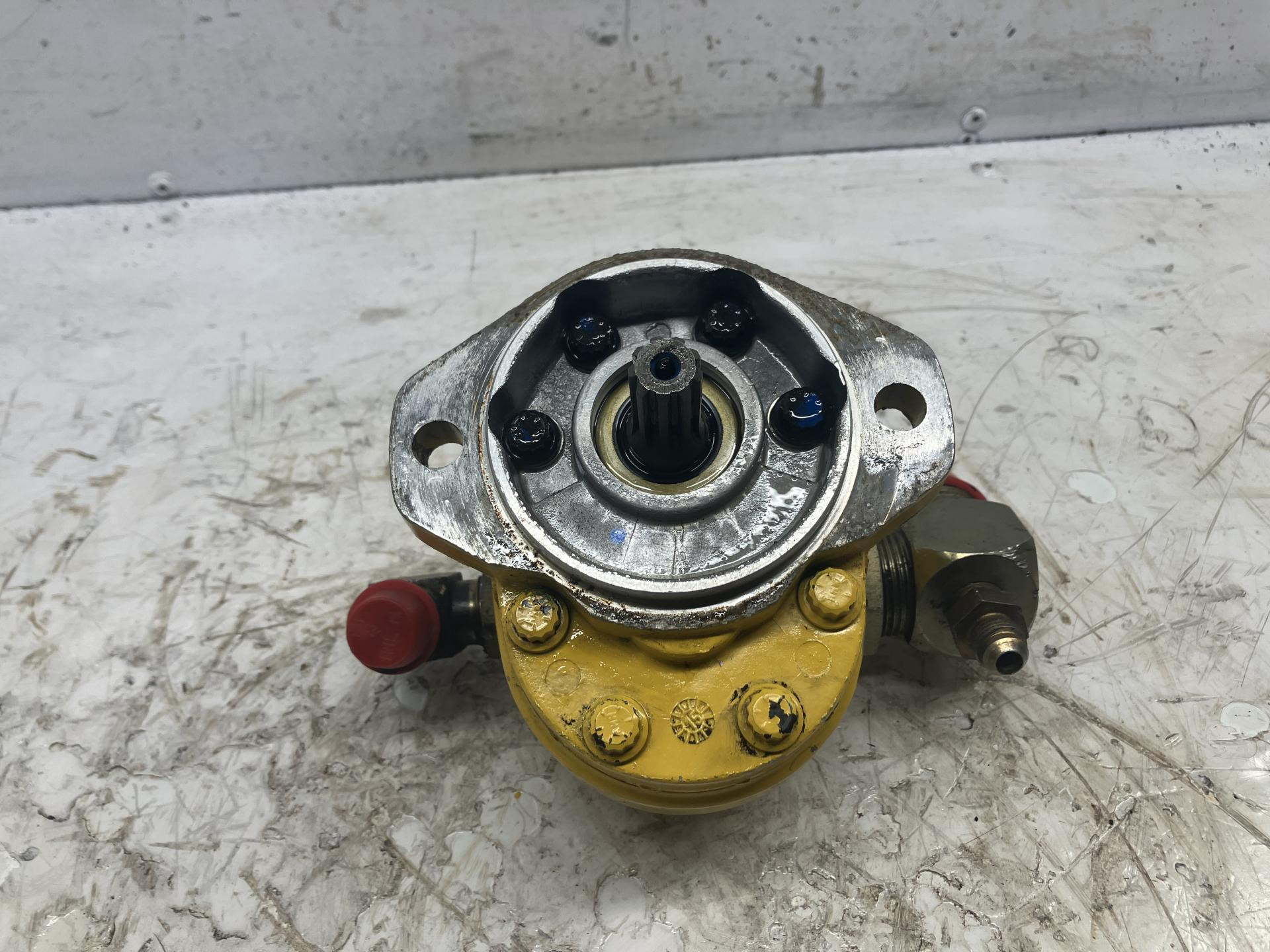 86528341 | New Holland LS180 Hydraulic Pump for Sale
