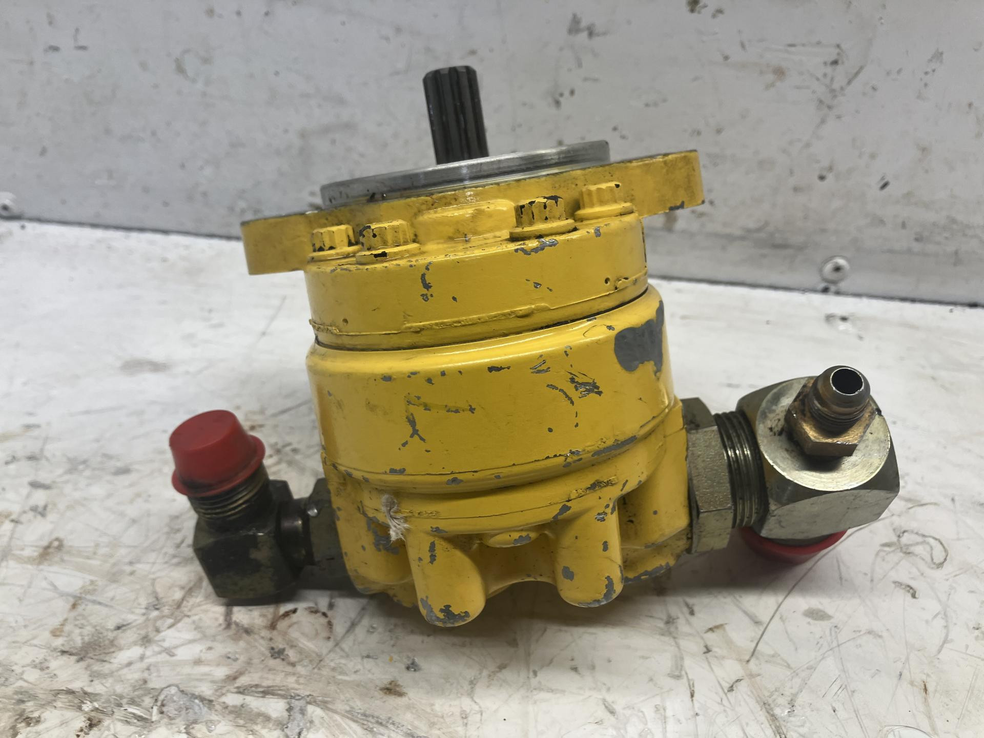 HENESs 86528341 | New Holland LS180 Hydraulic Pump for Sale