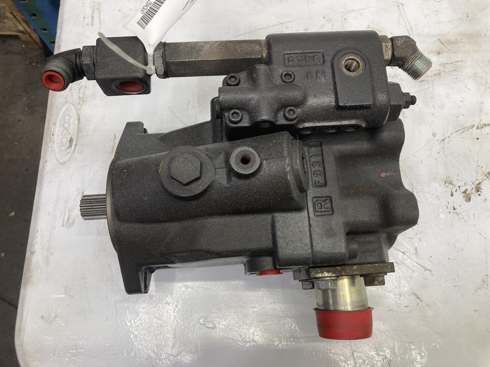 V063162112 | Kubota SVL95-2S Hydraulic Pump for Sale