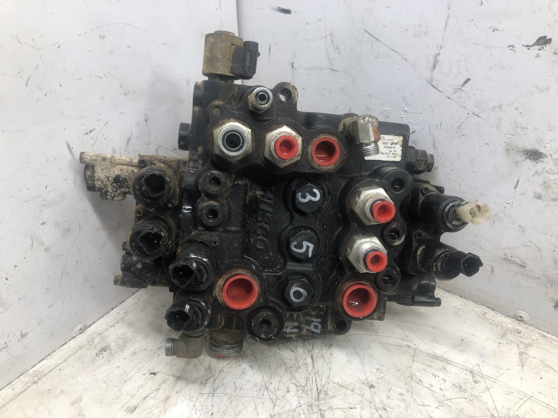 John Deere 319D Hydraulic Valve for Sale