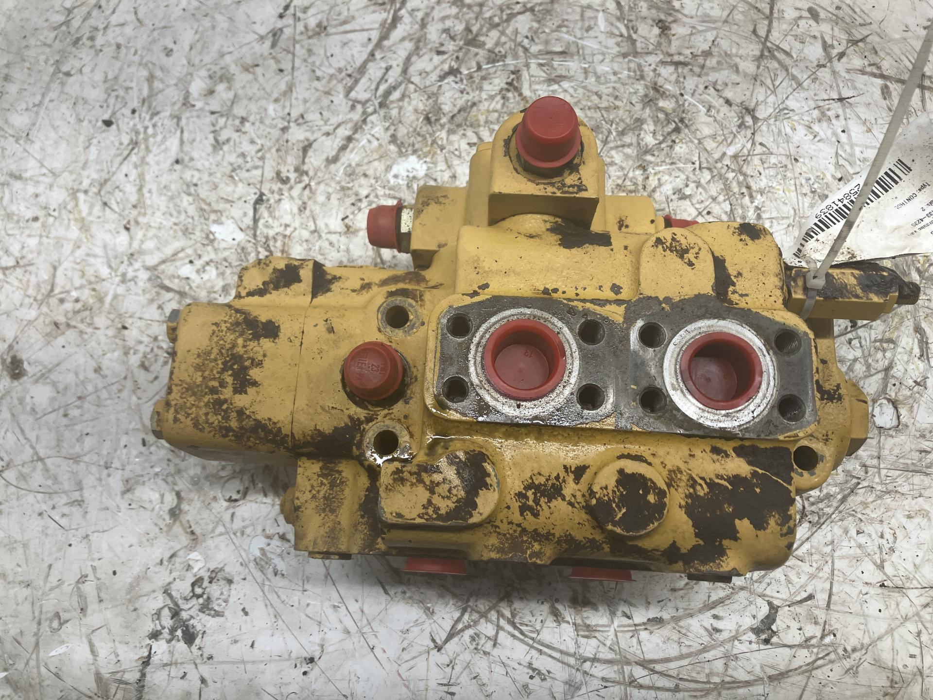 133-4238 | CAT 938G Hydraulic Valve for Sale
