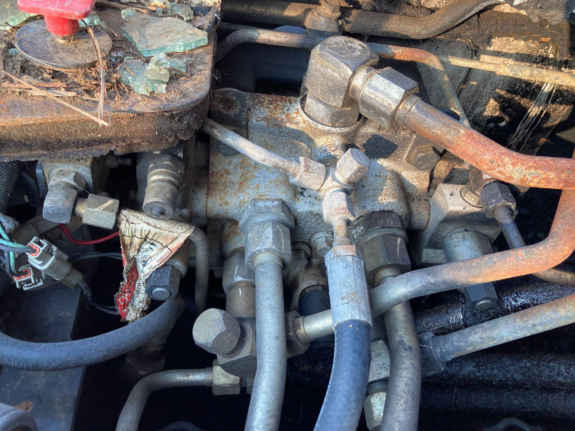 6818039 | Bobcat S175 Hydraulic Valve for Sale