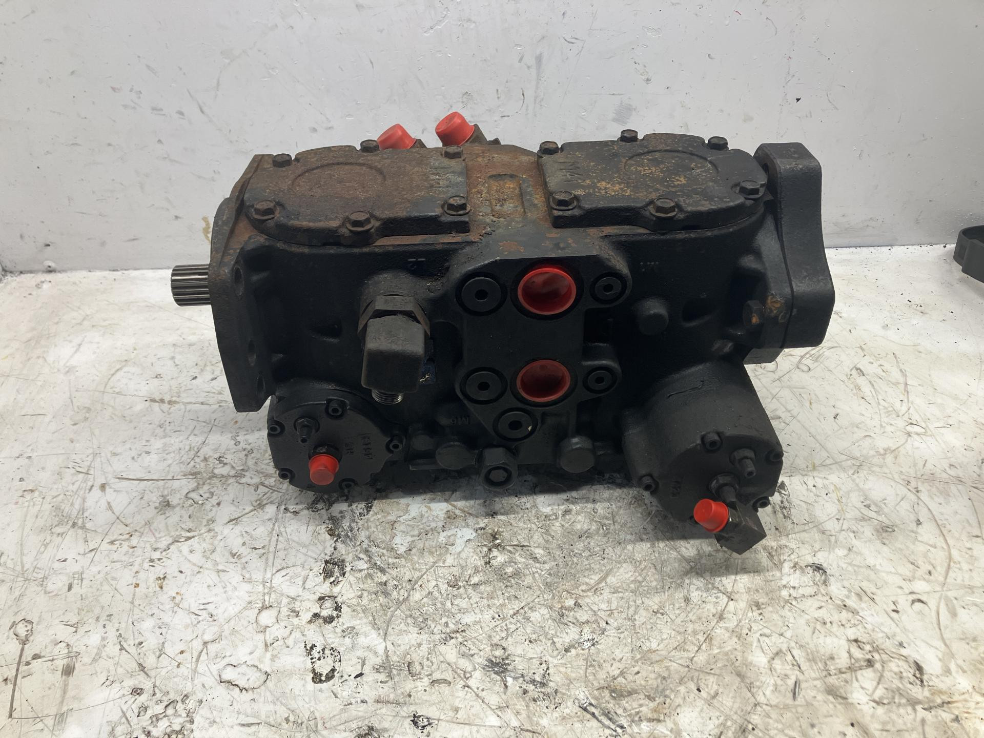 V0521-61114 | Kubota SVL75-2 Equip Hydrostatic Pump for Sale