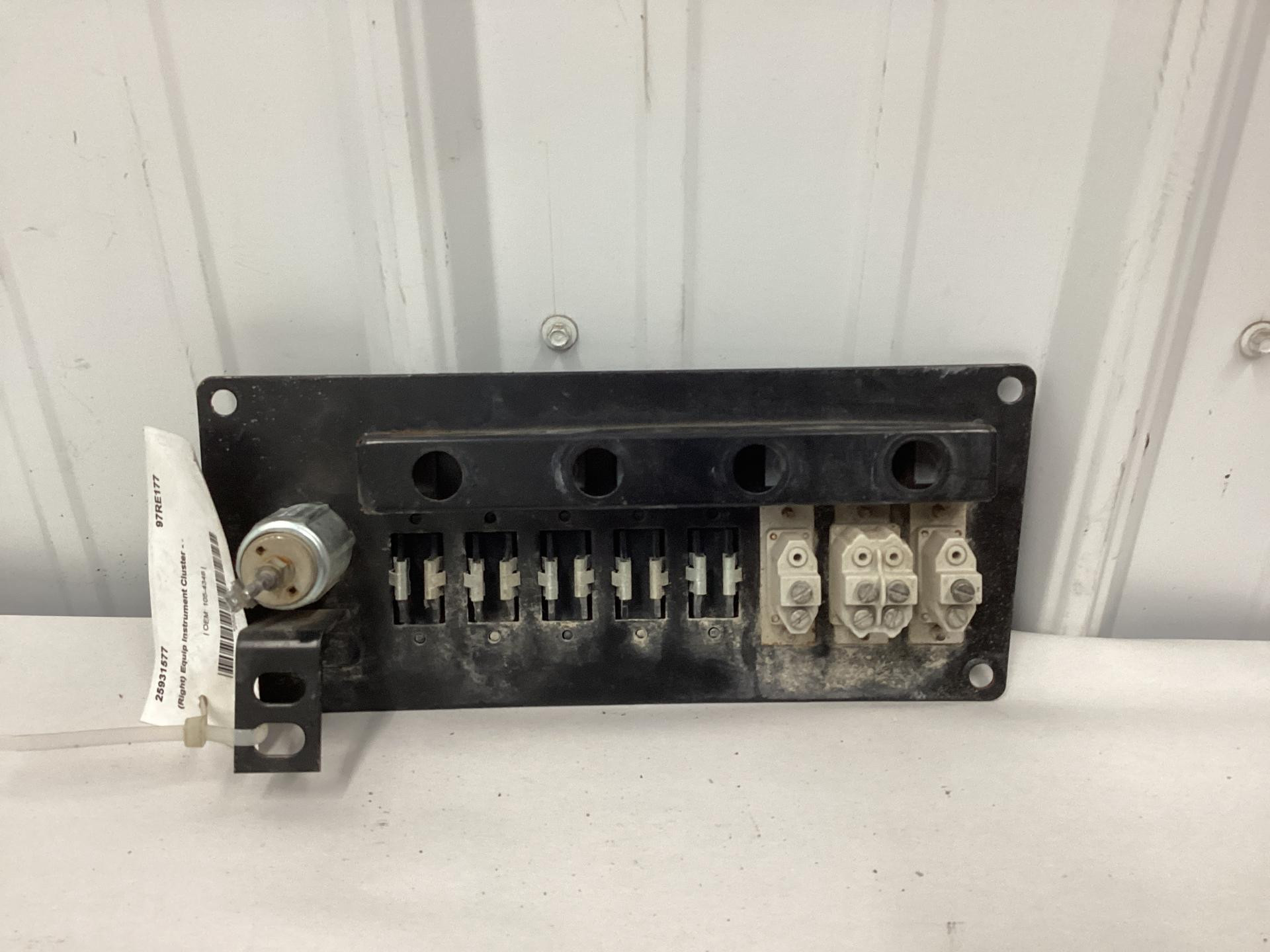 CAT 938F Instrument Cluster for Sale