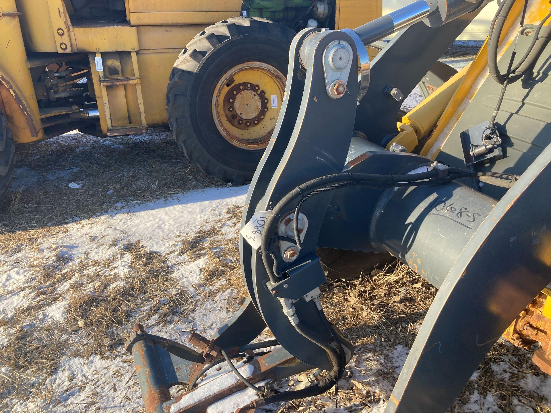 John Deere 324J Linkage for Sale
