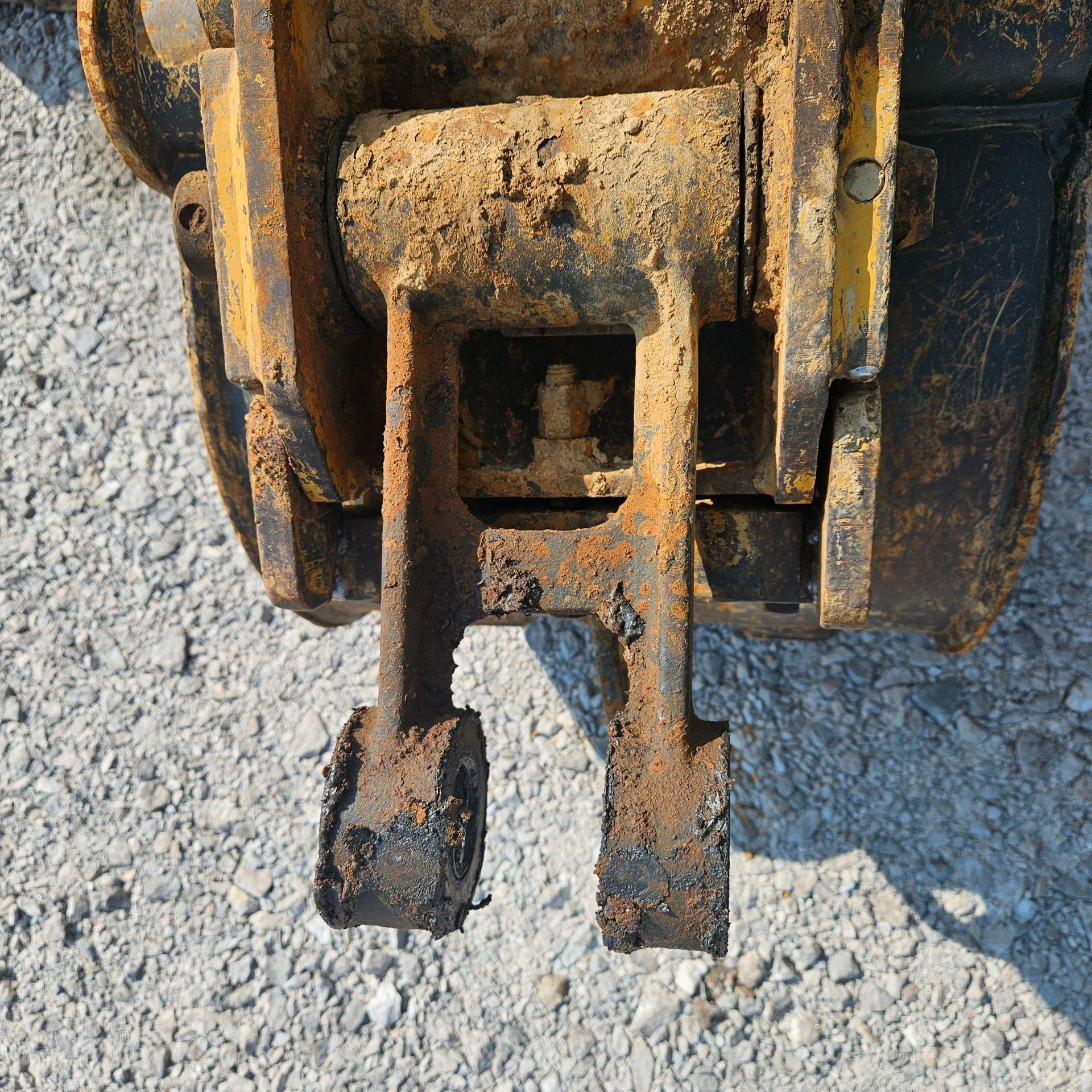 John Deere 35D Linkage for Sale