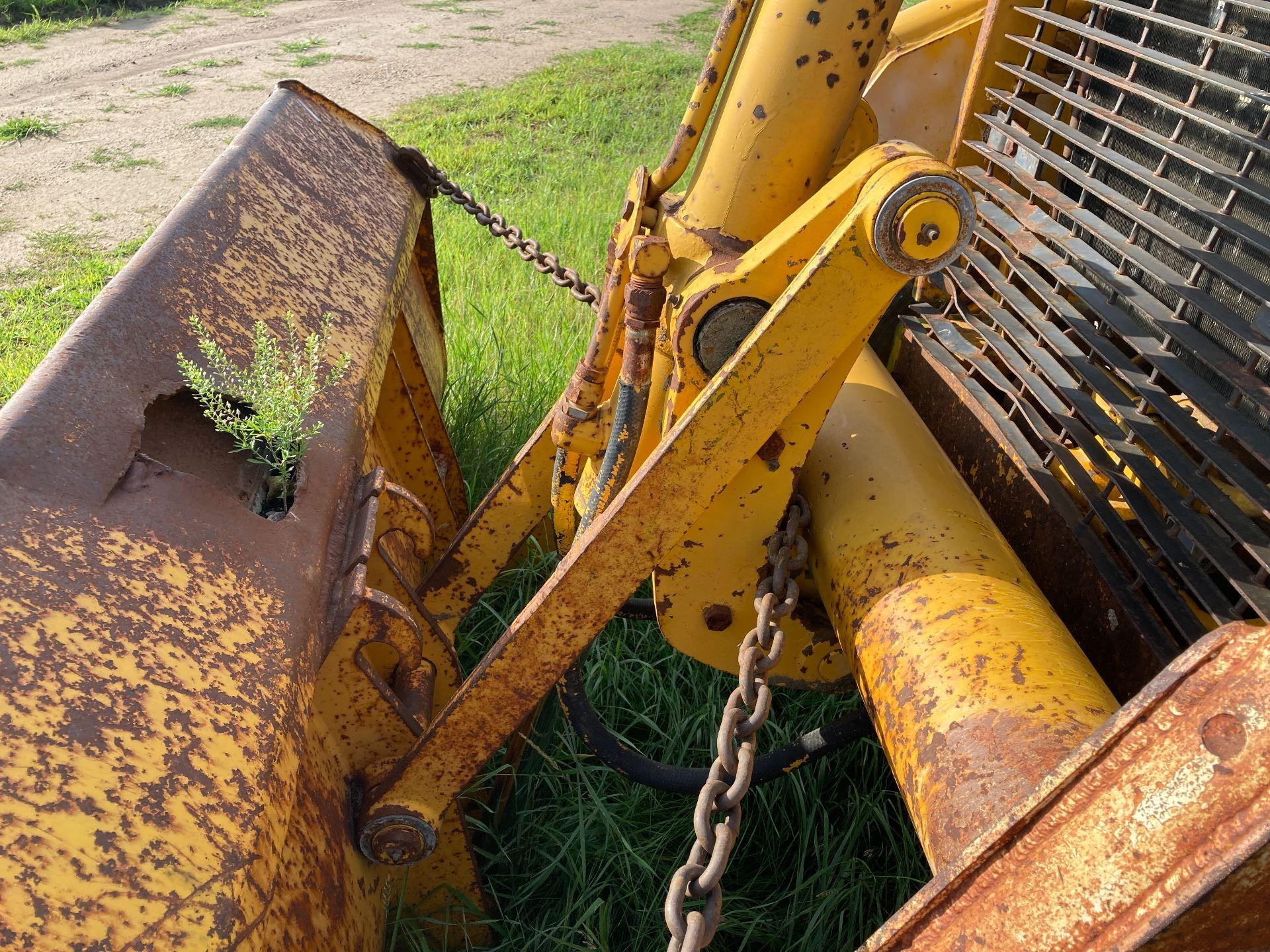 AT70069 | John Deere 410B Linkage for Sale