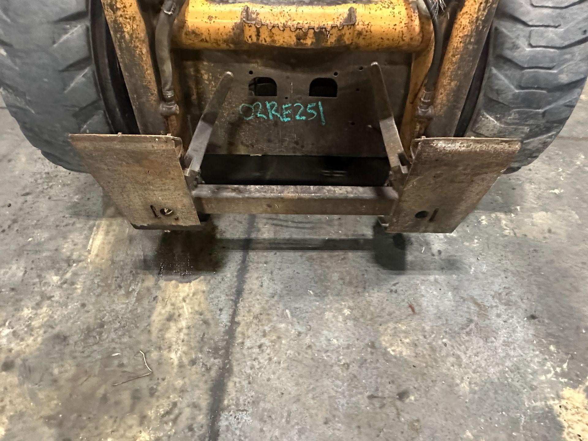 Case 60XT Quick Coupler for Sale