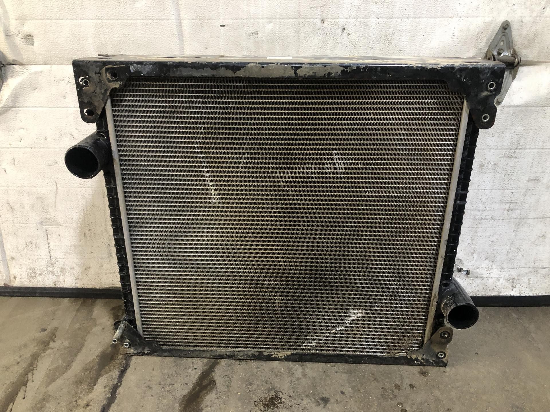 AT374721 | John Deere 544P Radiator for Sale