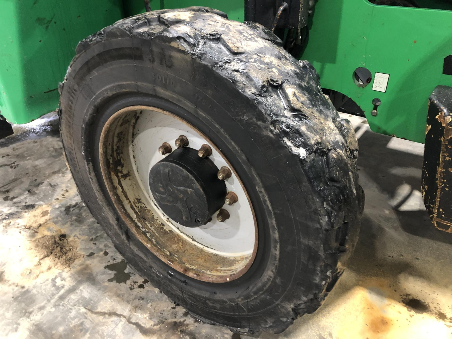 Skytrak 12054 Tire and Rim for Sale