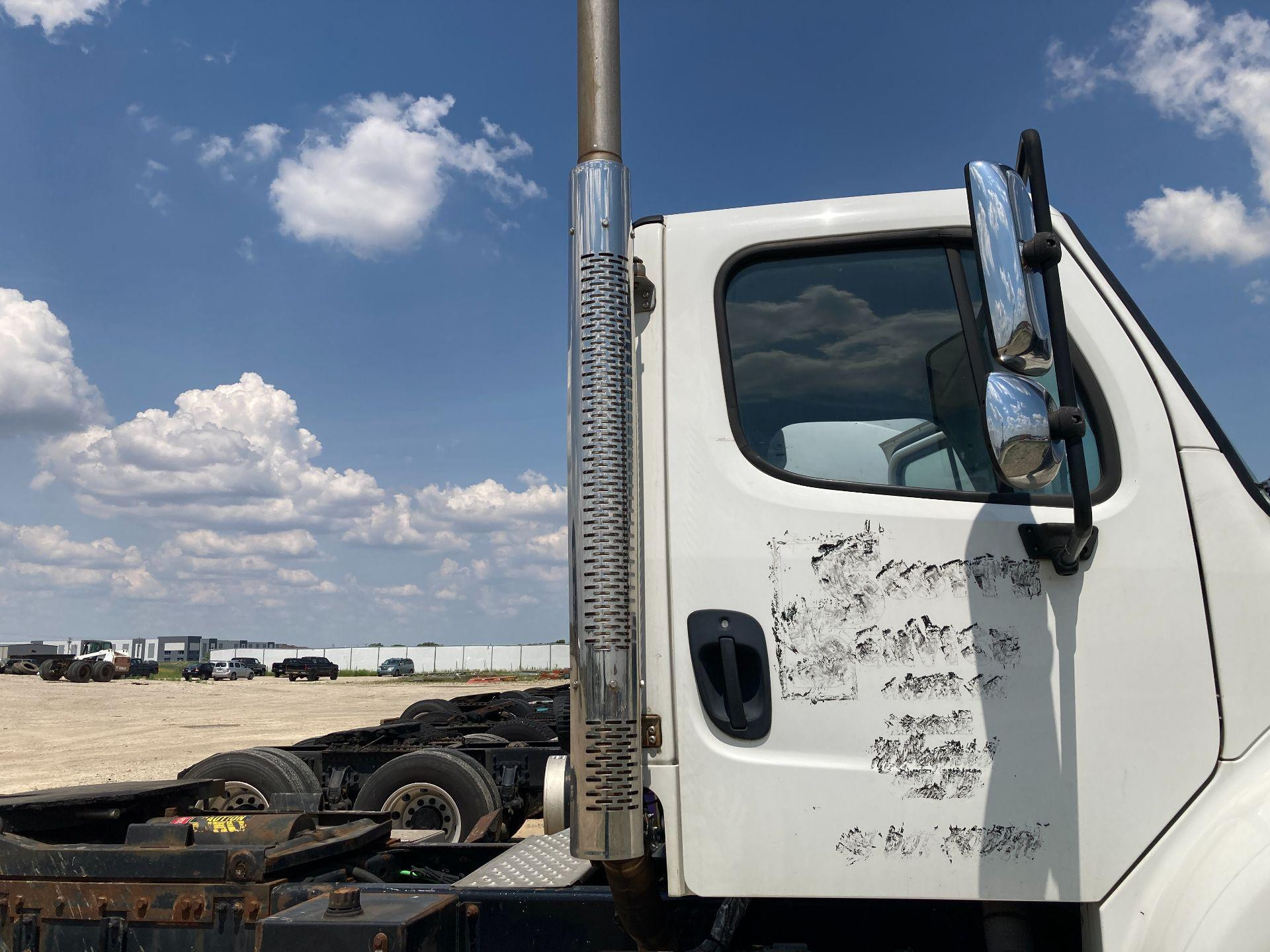 Freightliner M2 112 Exhaust Assembly for Sale