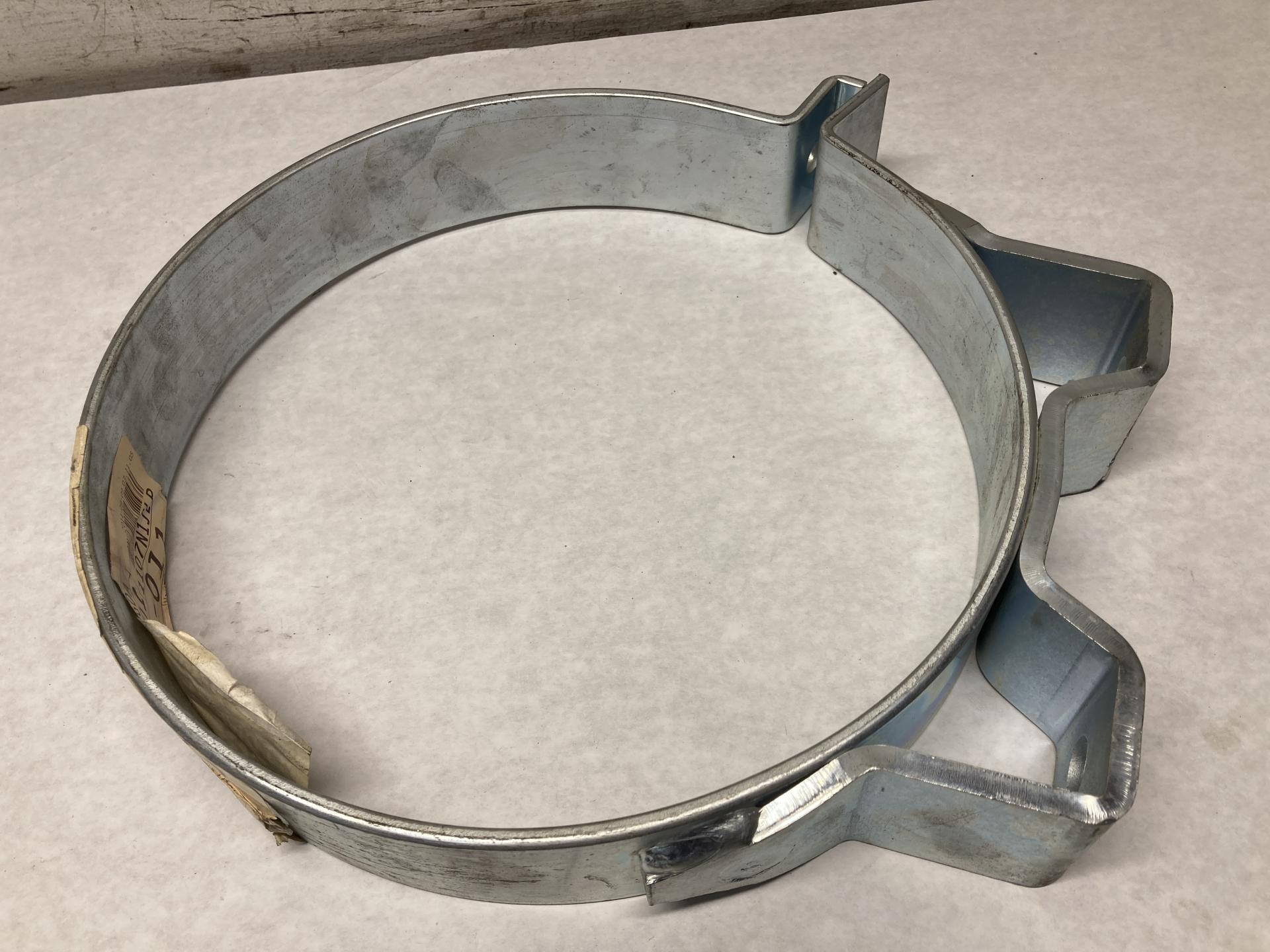 thumbnail image 2 of Freightliner Exhaust Bracket - OEM Part A04-23011-000, Replacement Mounting Bracket For Exhaust Systems 2 of 10