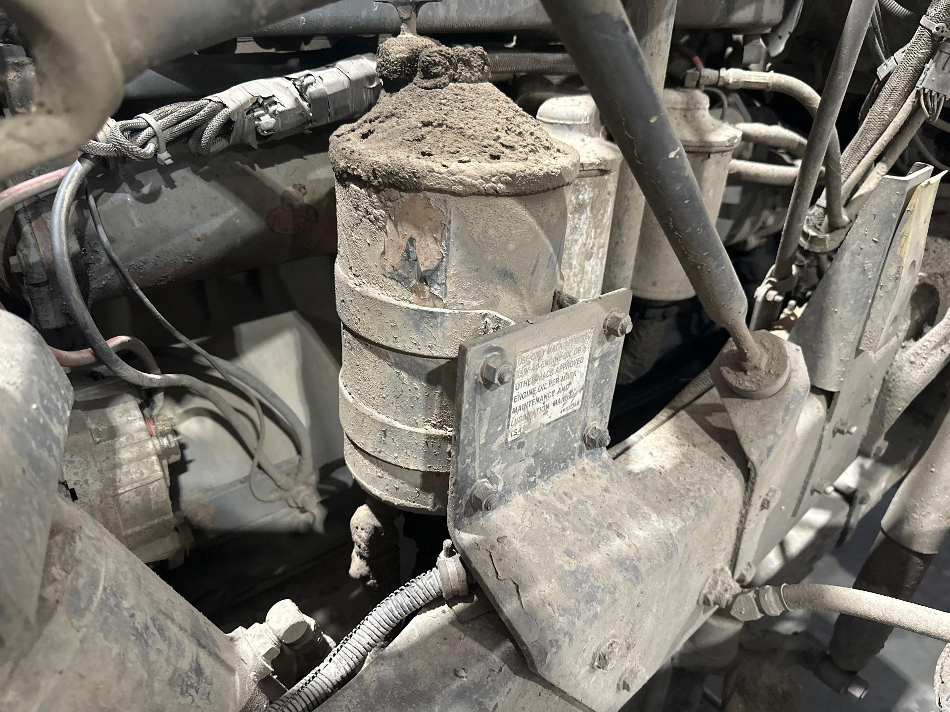 Mack RB600 Power Steering Reservoir for Sale