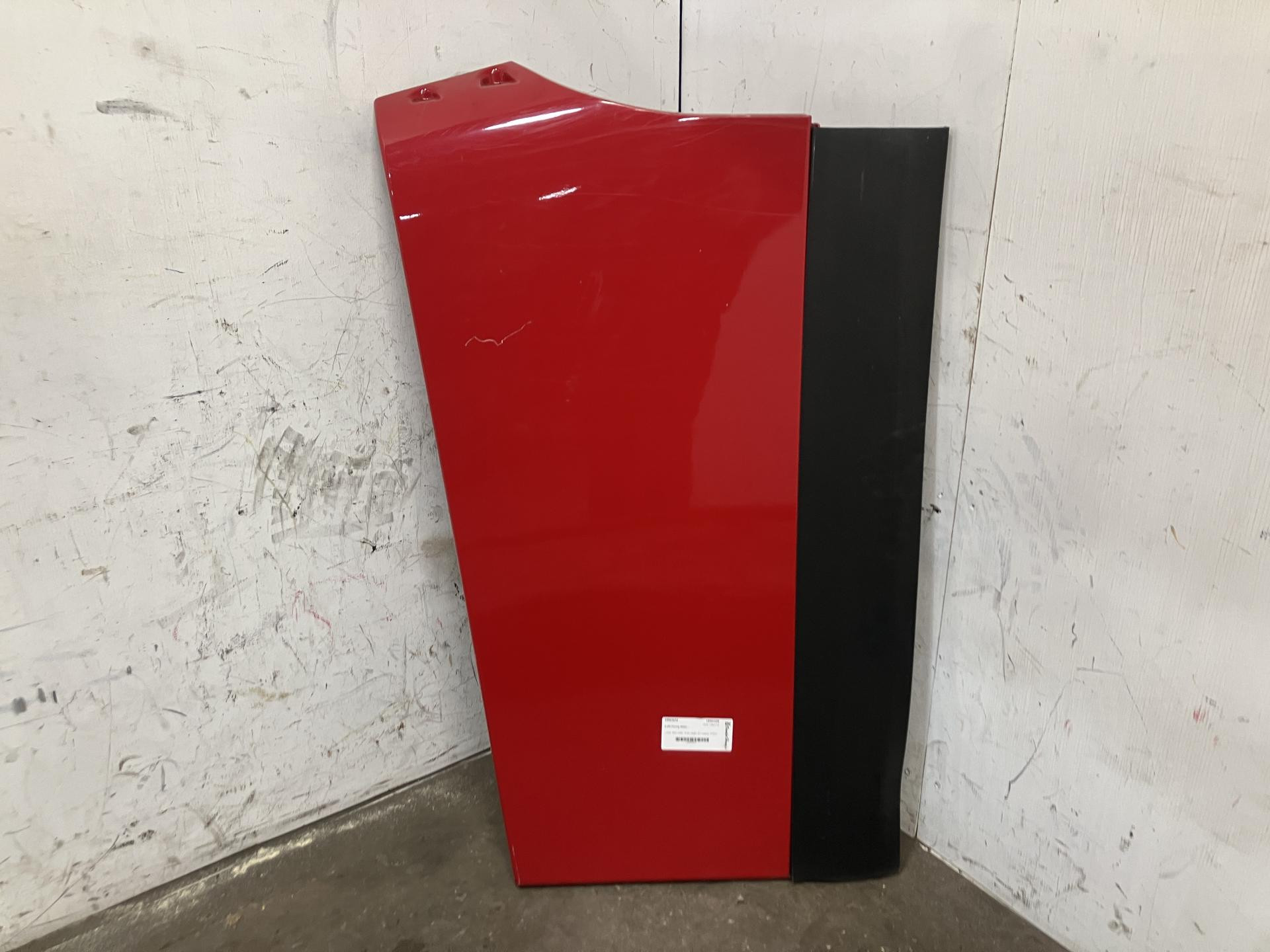 Freightliner CASCADIA Side Fairing/Cab Extender for Sale