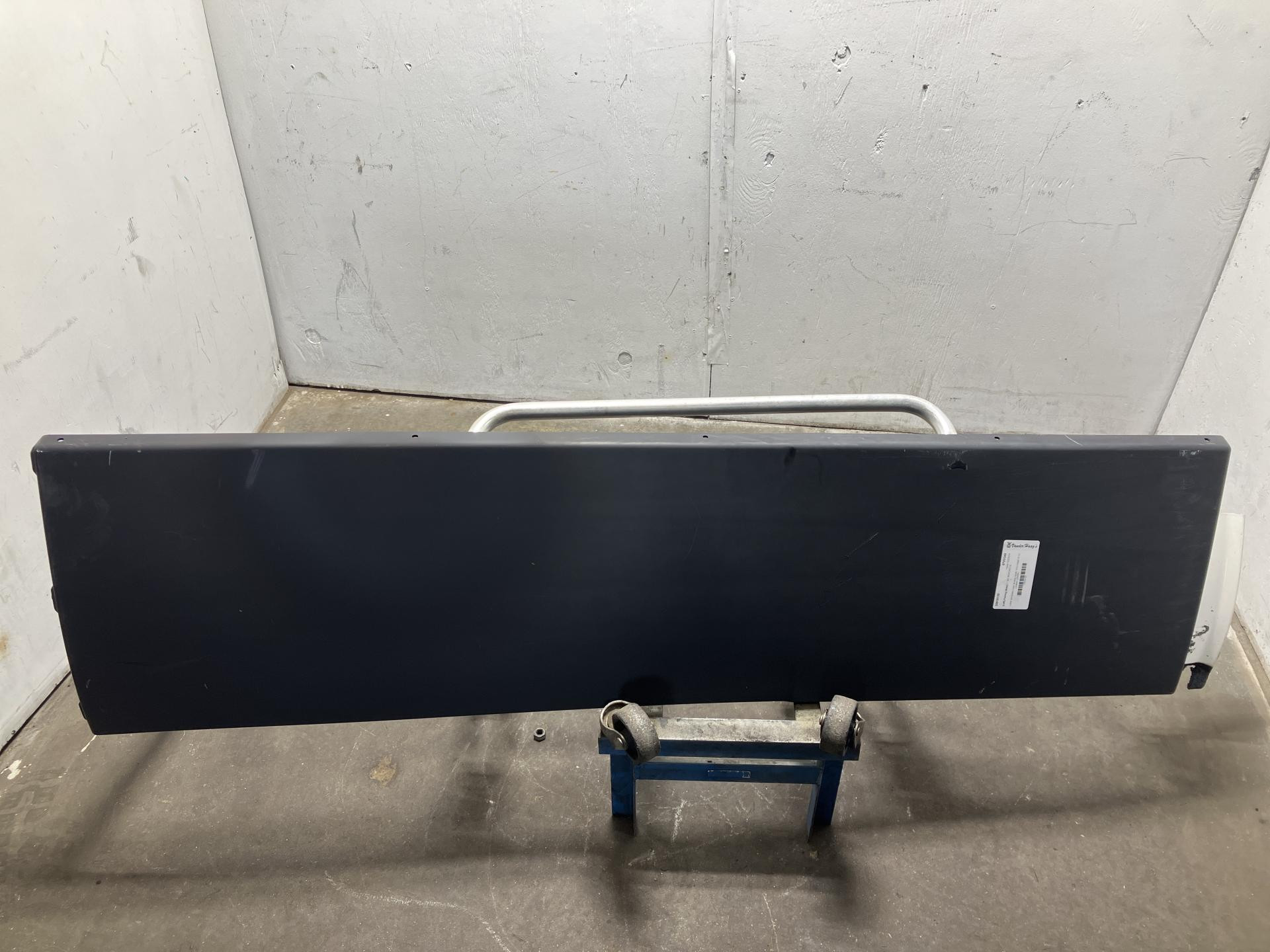84730269 | Volvo VNL Side Fairing/Cab Extender for Sale