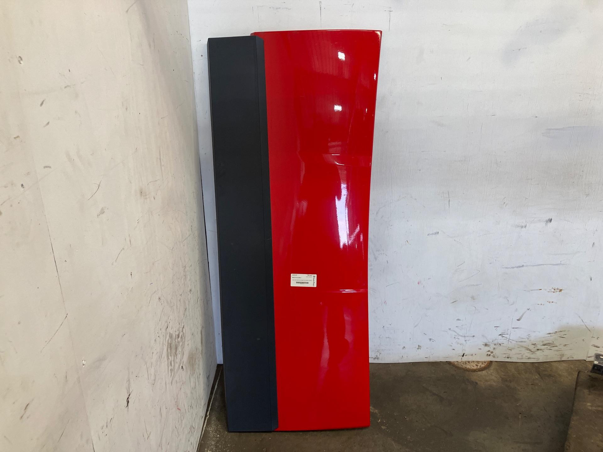 84736373 | Volvo VNL Side Fairing/Cab Extender for Sale