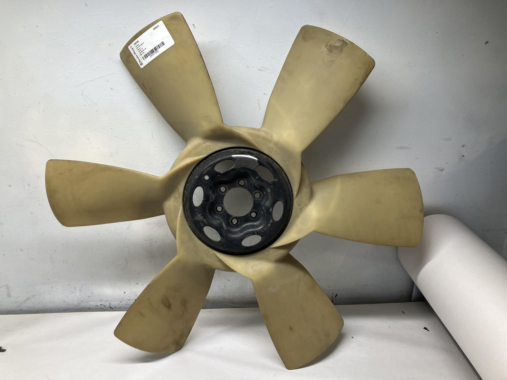 Detroit DD15 Engine Fan Blade for Sale