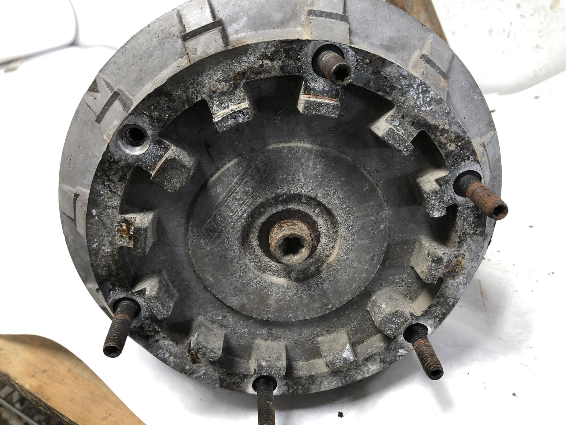 98A9586 | Cummins ISX15 Engine Fan Clutch for Sale
