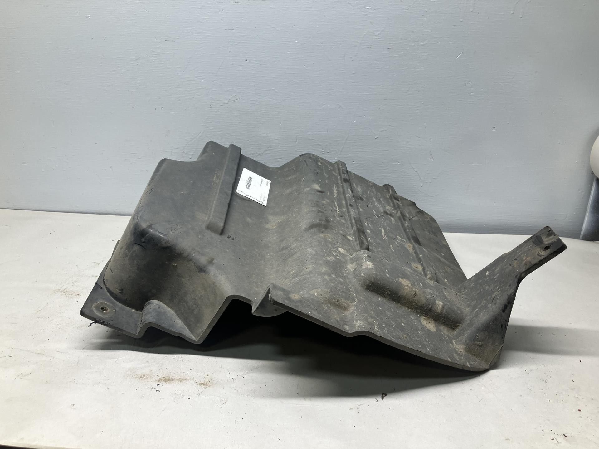 タイラーページ Tracer 26inch White Stretch Cruiser Ebike For adults Men