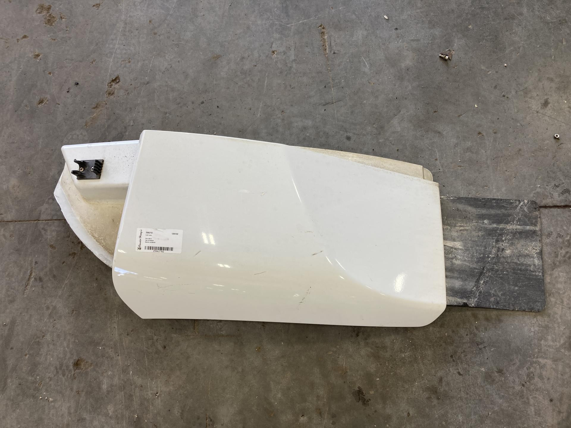 N35-1038 | Kenworth T270 Fender for Sale