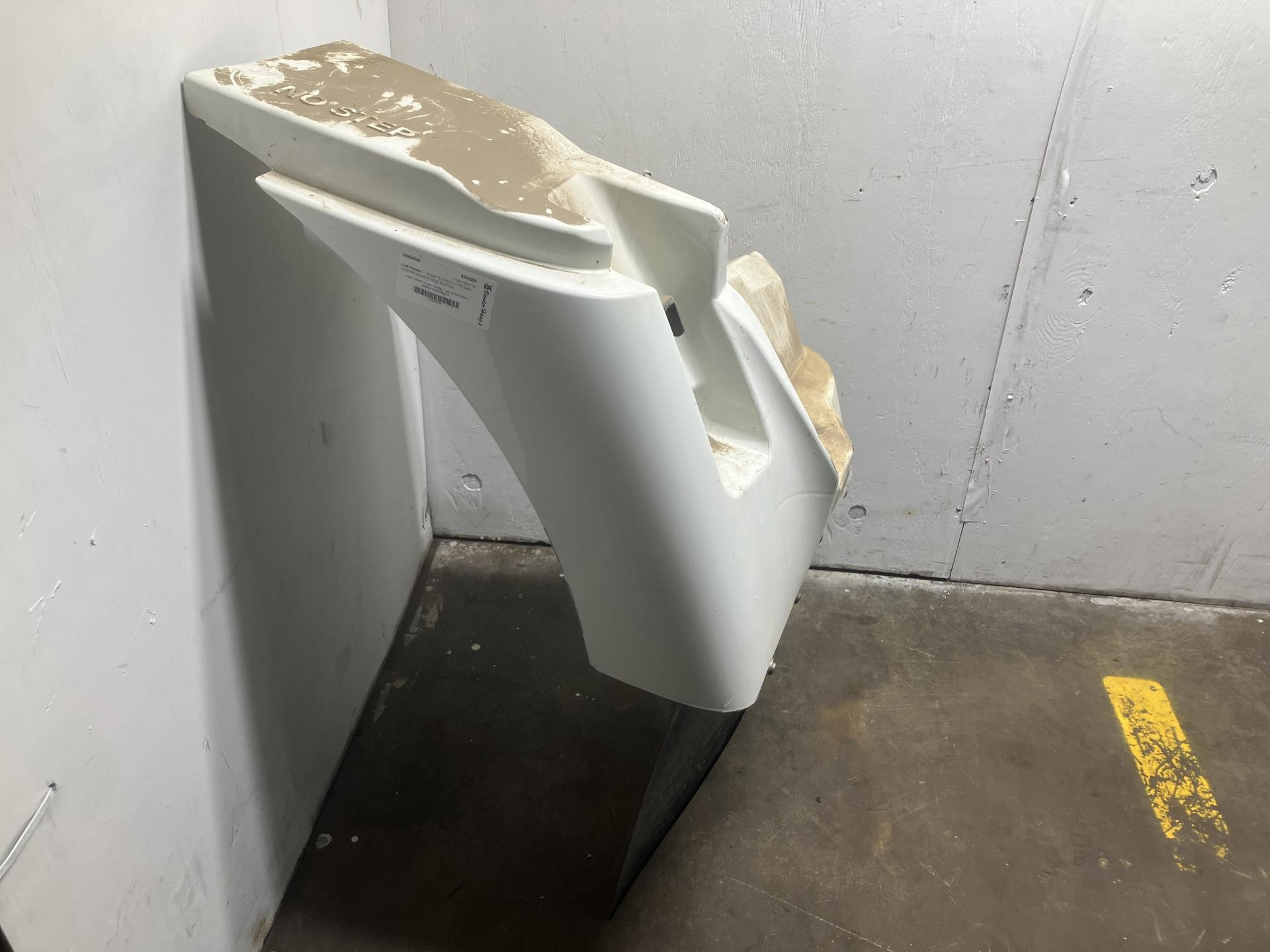 International WORKSTAR Fender for Sale