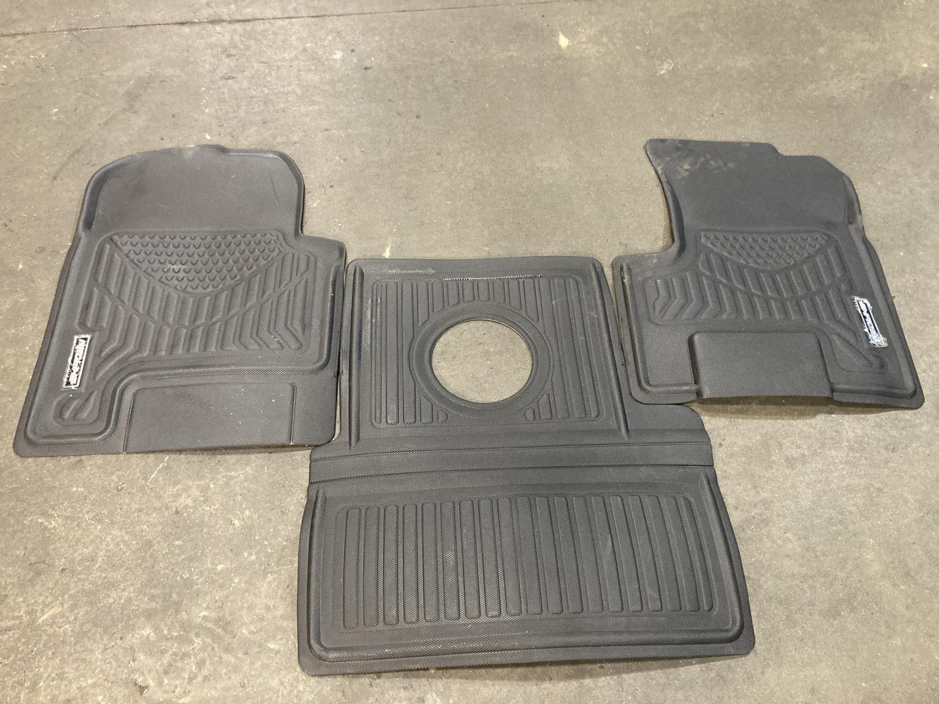 Freightliner CLASSIC XL Floor Mat for Sale