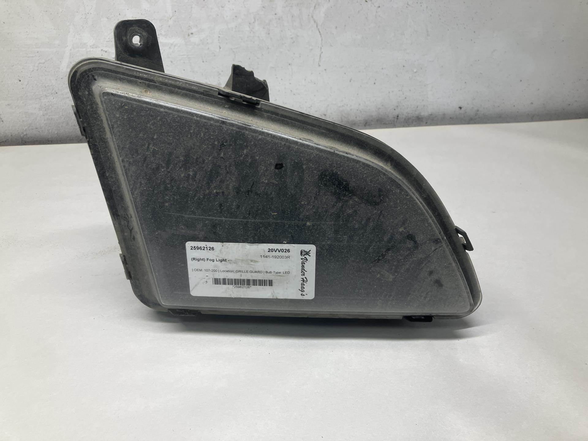 Volvo VNL Fog Light for Sale