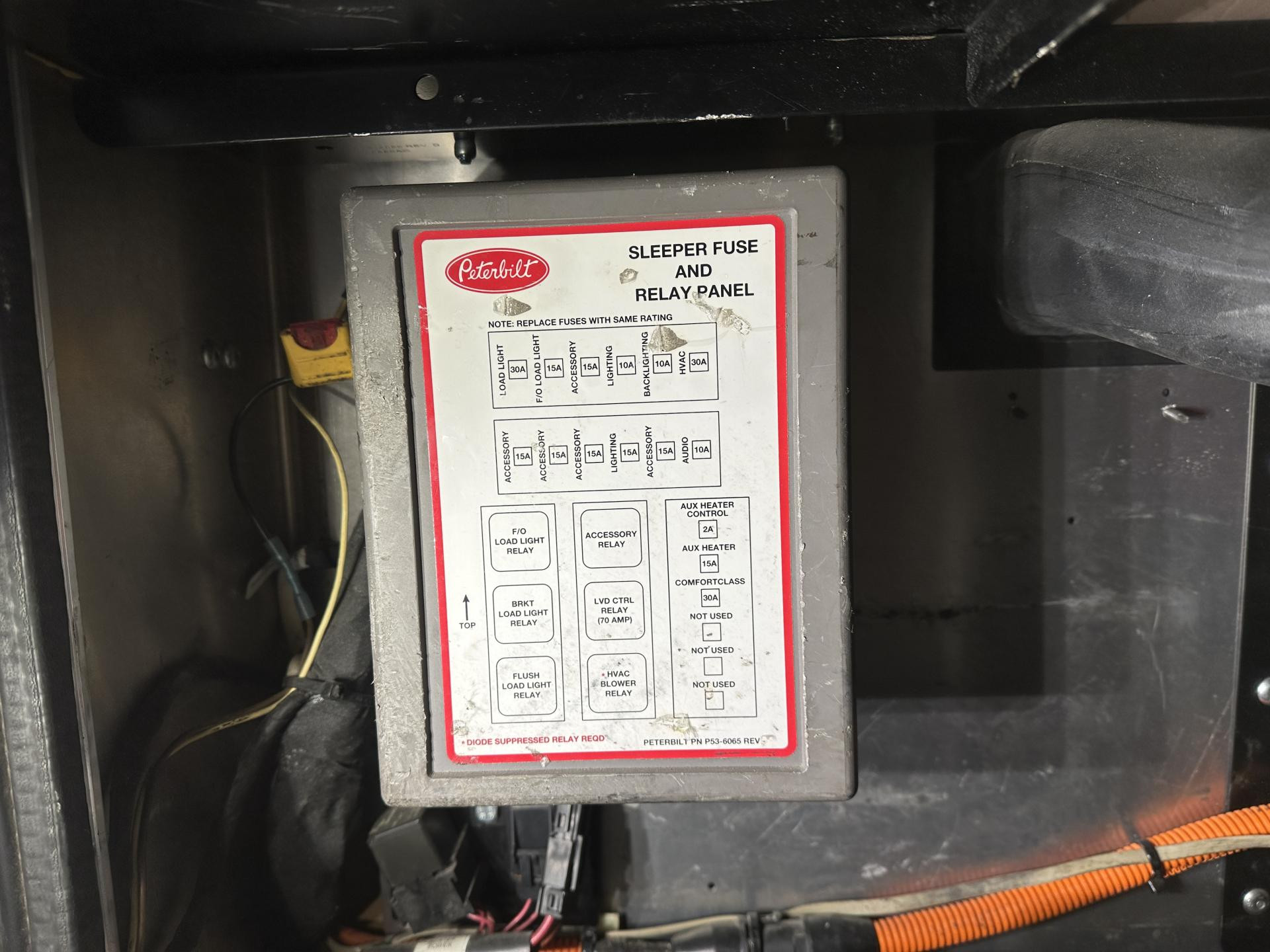 Peterbilt 579 Fuse Box Diagram