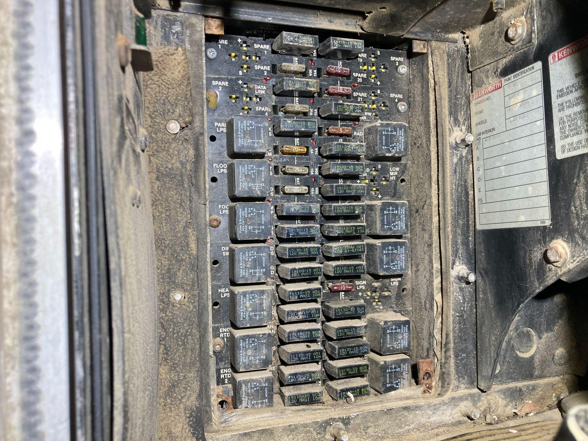 Kenworth T800 Fuse Box for Sale