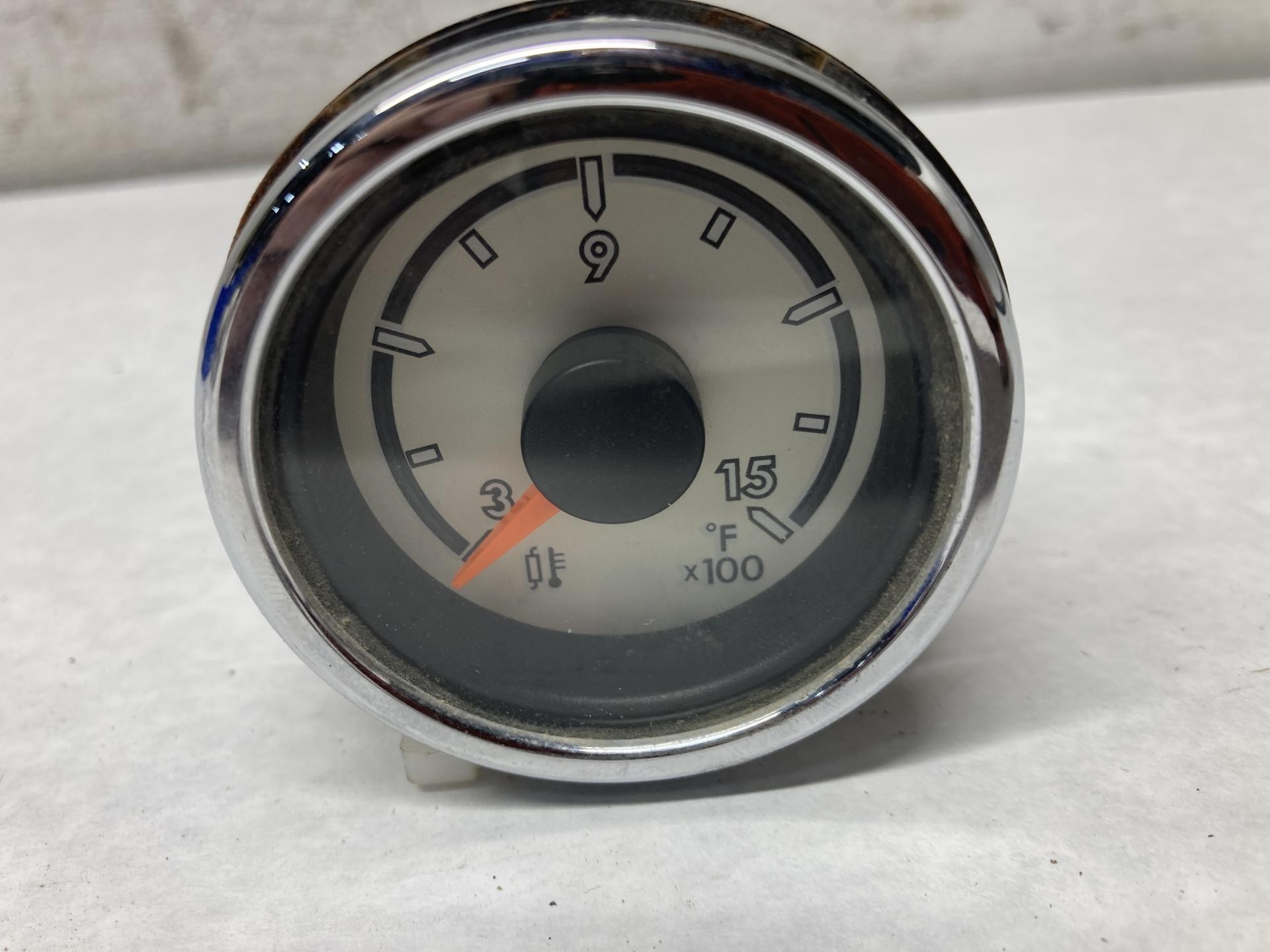 A22-71048-104 | Freightliner 122SD Gauge for Sale