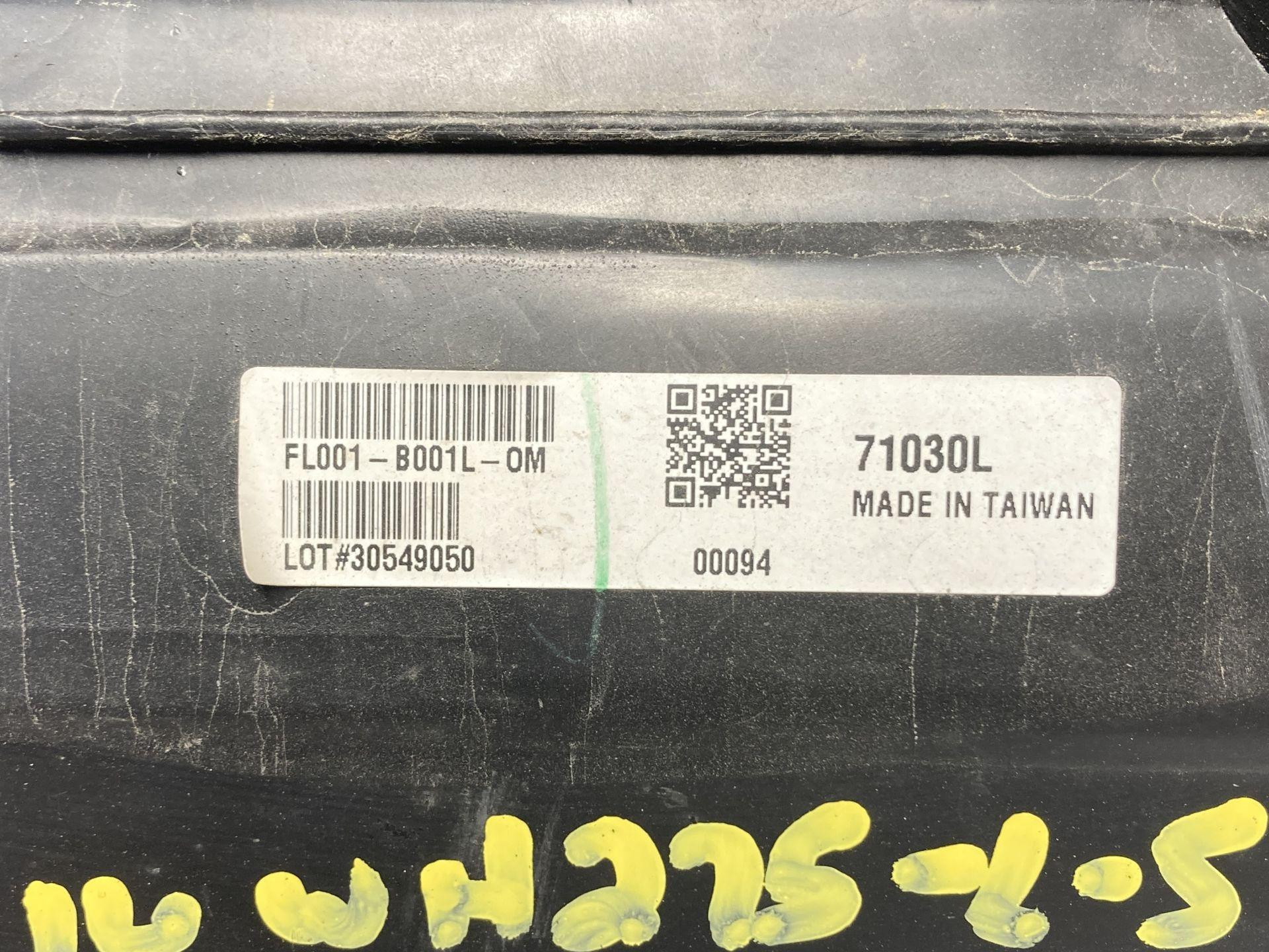 FL001-B001L-0M | Freightliner CASCADIA Headlamp for Sale