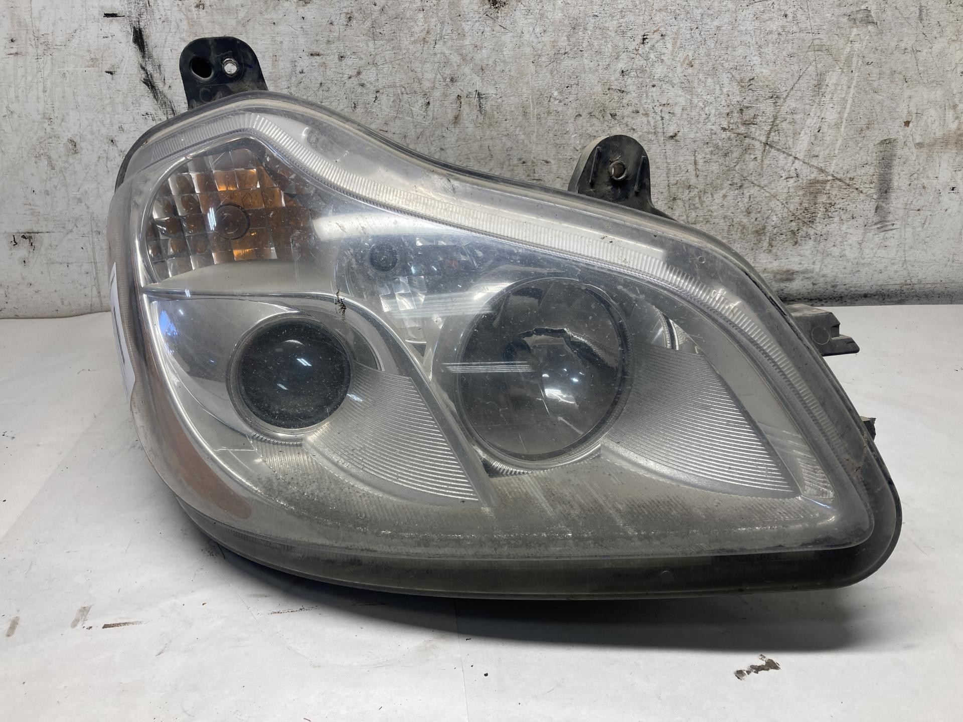 P54-6164-100R | Kenworth T680 Headlamp for Sale