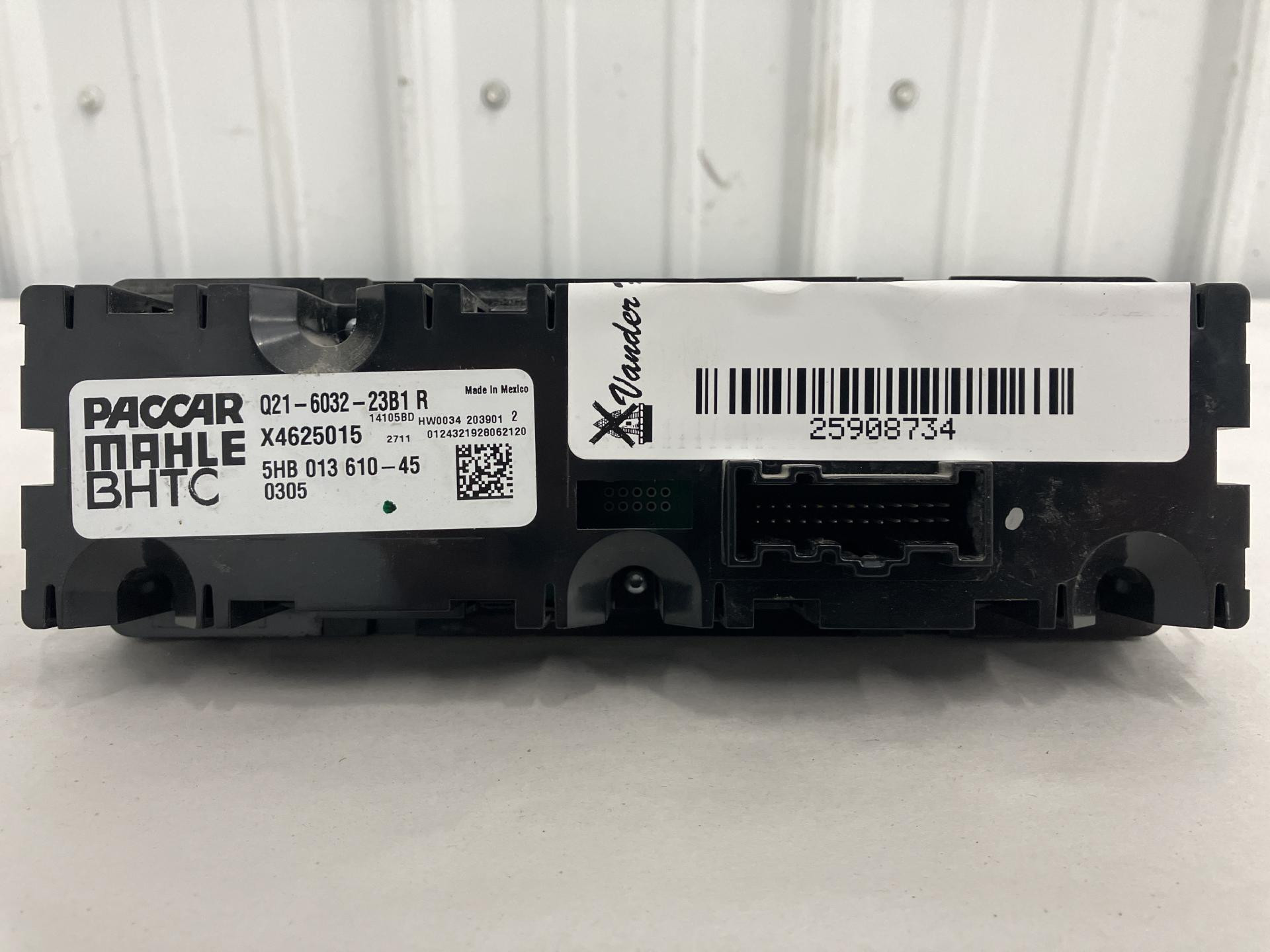 Q21-6032-23B1 | Peterbilt 579 Heater & AC Temperature Control for Sale