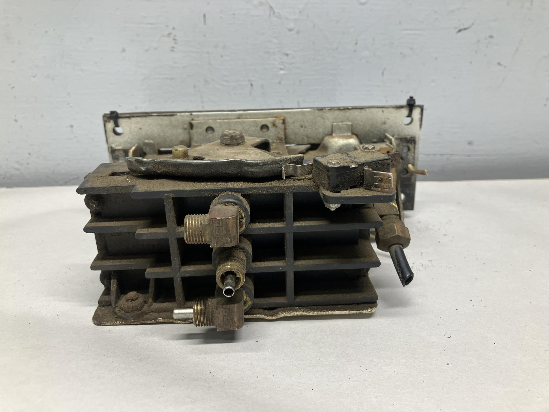 Kenworth W900B Heater & AC Temperature Control for Sale