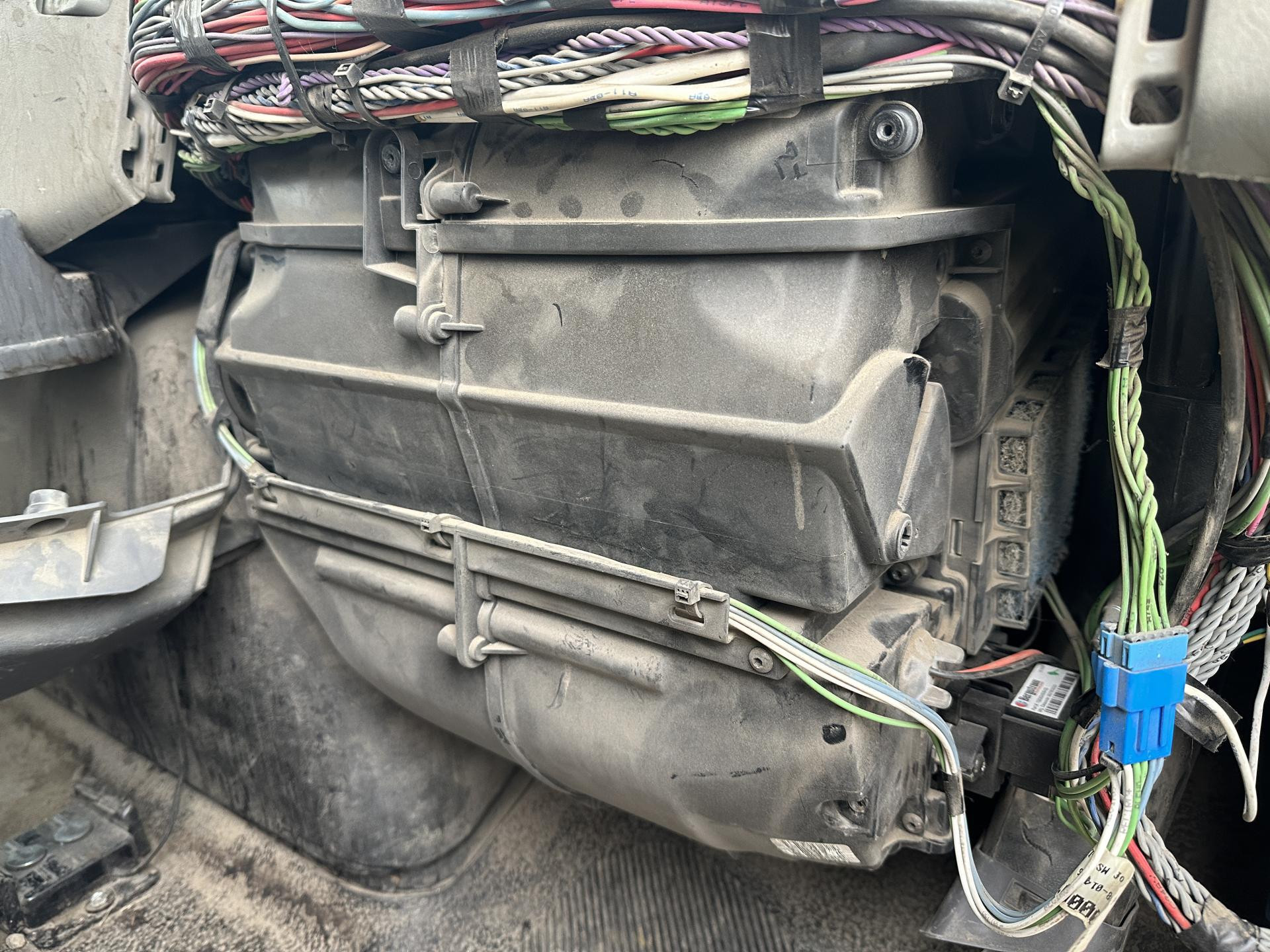International WORKSTAR Heater Assembly for Sale