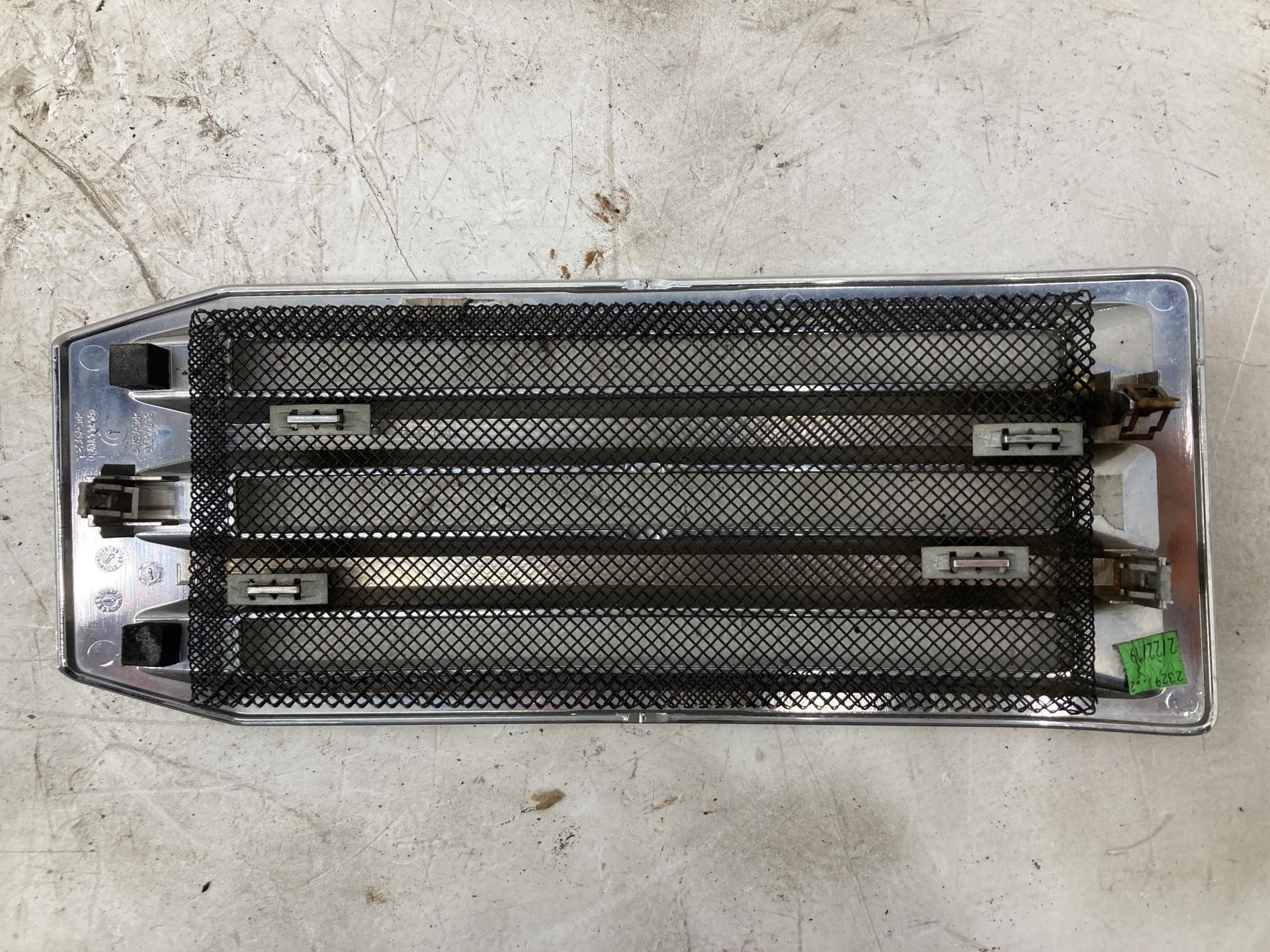 Mack ANTHEM (AN) Hood Side Vent for Sale