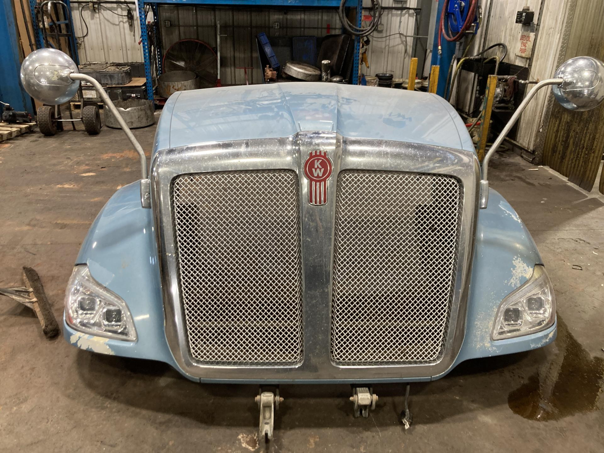 Kenworth T680 Hood for Sale