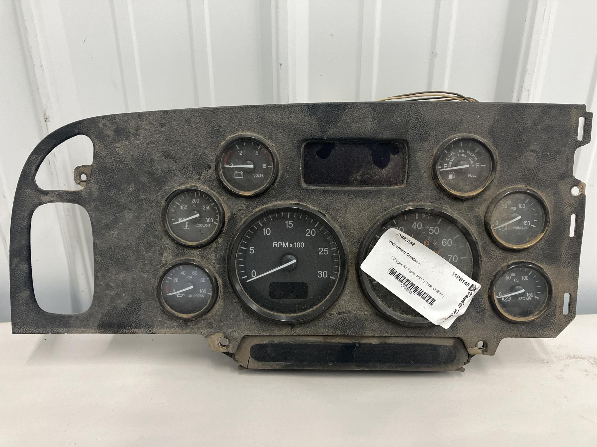 wacoページ4点 Q43-6046-100001 | Peterbilt 386 Speedometer Instrument